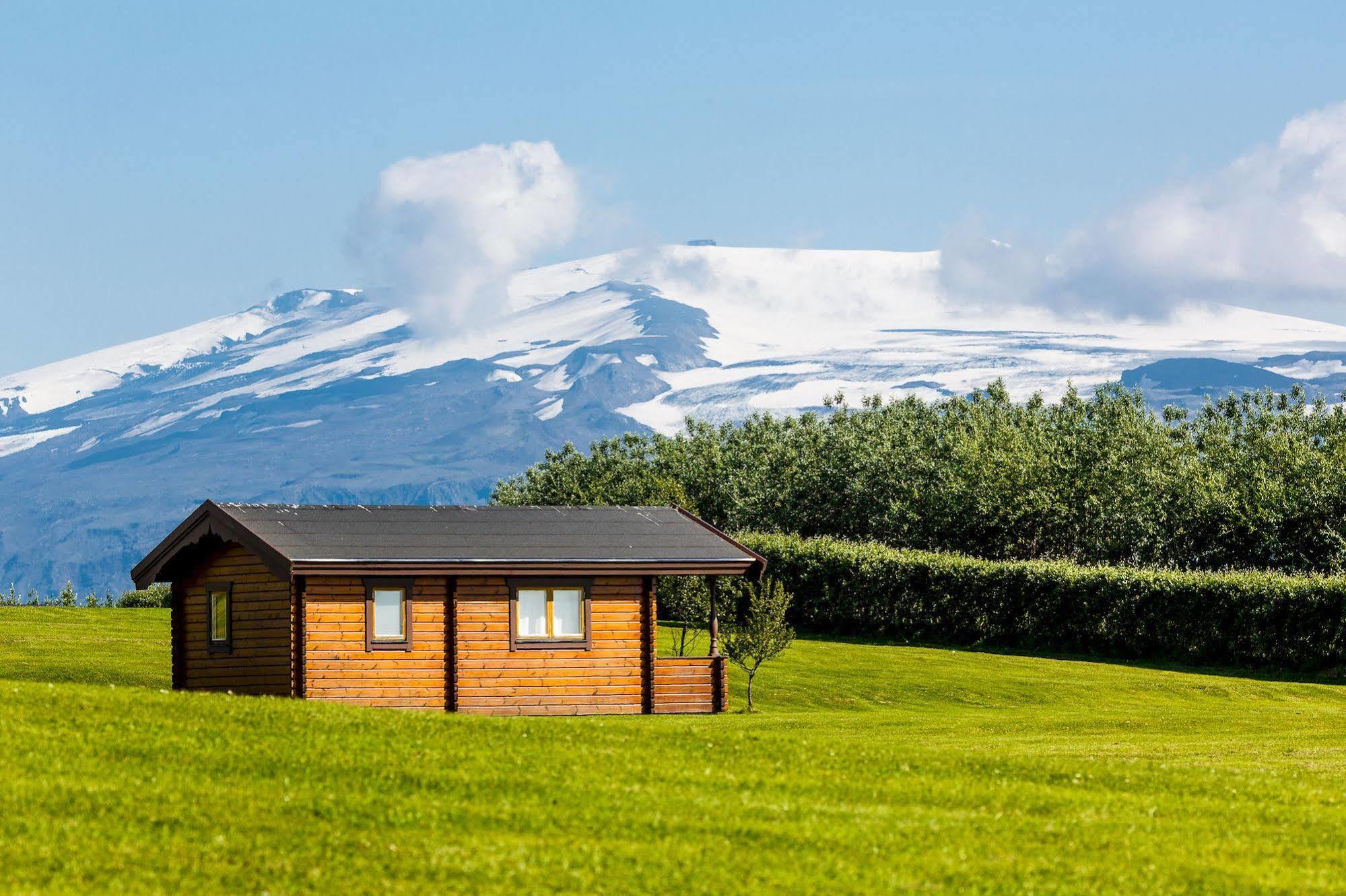 Hellisholar Cottages Hvolsvöllur Exterior foto